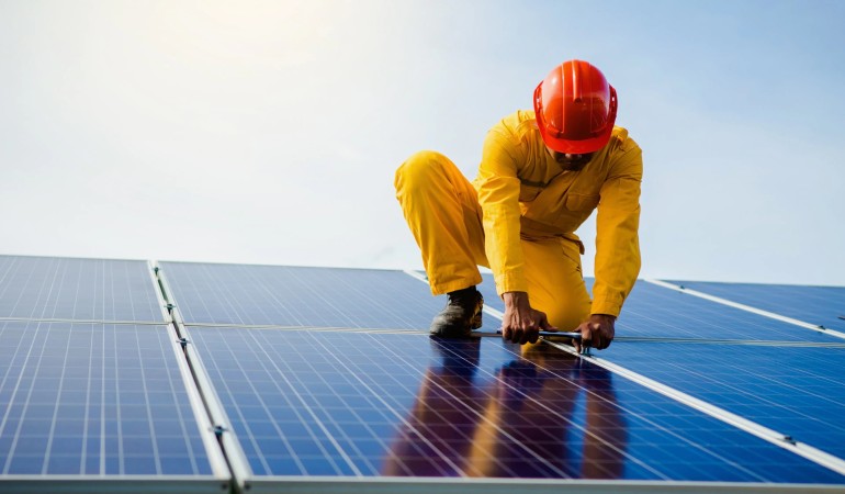 INSTALADORES DE ENERGÍAS RENOVABLES